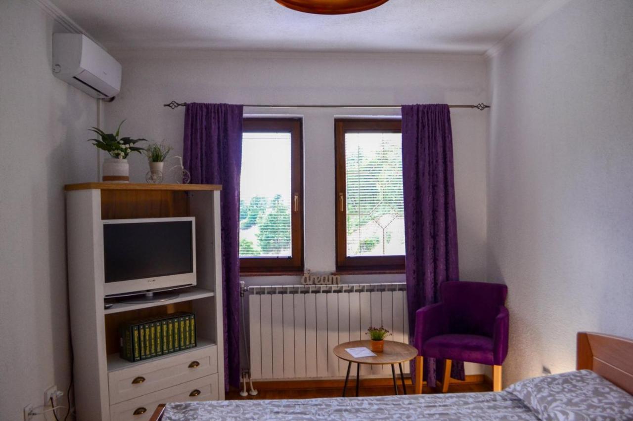 The View Apartment Visoko Bagian luar foto